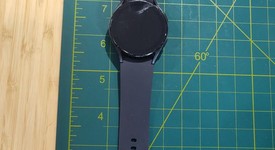 Good
													Samsung Galaxy Watch5 - Unlocked, Graphite, 40mm, photo 2 of 5