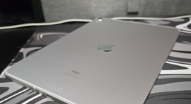 Mint
													Apple iPad Pro 11" 2018 - Unlocked, Silver, 64 GB, A2013, photo 5 of 6