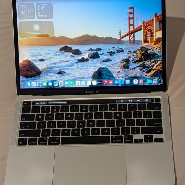 MacBook Pro 2020 - 13 inch - 256 GB, Silver, 8 GB, Apple M1