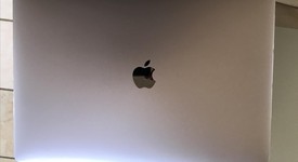 Good
													MacBook Pro 2018 (With Touch Bar) - 15" - I7, Gray, 512 GB, 16 GB, photo 2 of 16