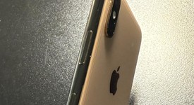 Good
													Apple iPhone Xs Max - Unlocked, Gold, 64 GB, A1921, photo 3 of 5