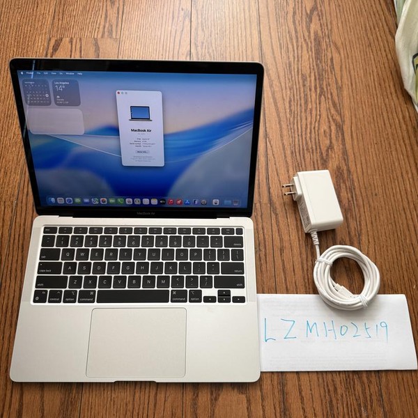 MacBook Air 2020 - 13 inch - 256 GB, Silver, 8 GB, Apple M1