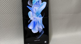 Mint
													Samsung Galaxy Z Flip4 5G - Unlocked, Graphite, 128 GB, 8 GB, SM-F721U1, photo 5 of 8