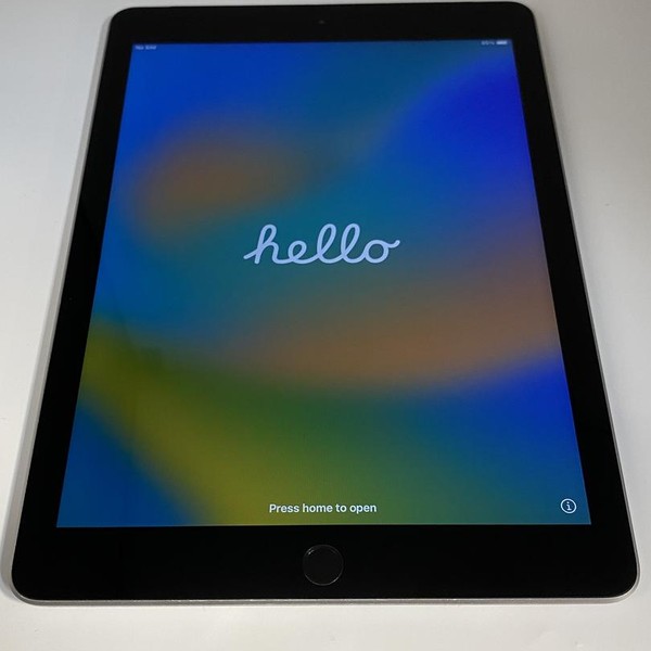Apple iPad 6th Gen - Unlocked, 32 GB, Gray, A1954