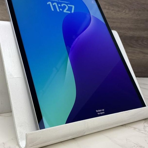 Apple iPad Pro 12.9 inch 6th Gen 2022 - Wi-Fi, 256 GB, Gray