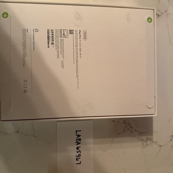 Apple iPad Pro 11 inch (M5) 2025 - Wi-Fi, 256 GB, Silver, Apple M5 9-Core, A3357, Standard Glass