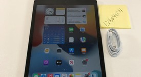 Good
													Apple iPad 8th Gen - Wi-Fi, Gray, 128 GB, A2270, photo 1 of 6