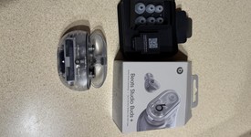 Used
													Beats Studio Buds Plus - Clear, photo 6 of 6