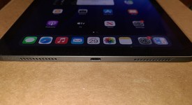 Mint
													Apple iPad Air 4th Gen - Wi-Fi, Gray, 64 GB, A2316, photo 3 of 8