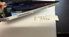 Mint
													Apple iPad 10th Gen - Unlocked, Silver, 64 GB, A2757, photo 1 of 6