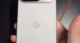 Mint
													Google Pixel 9 - Unlocked, Porcelain, 128 GB, 12 GB, G2YBB, photo 2 of 9