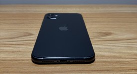 Fair
													Apple iPhone 11 - Unlocked, Black, 64 GB, A2111, photo 3 of 8