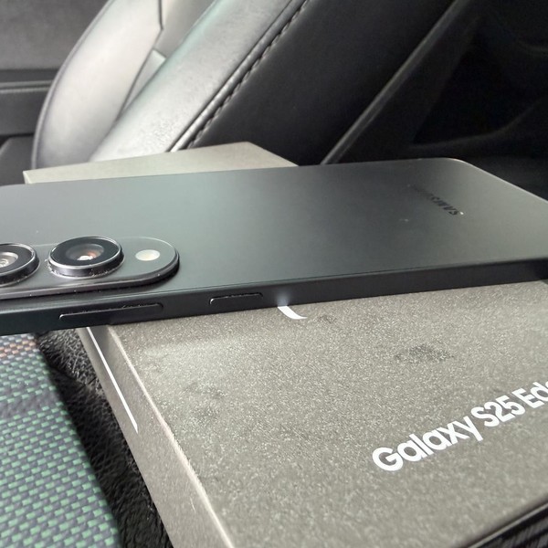 Samsung Galaxy S25 Edge - Unlocked, 256 GB, Jetblack, 12 GB, SM-S937U1