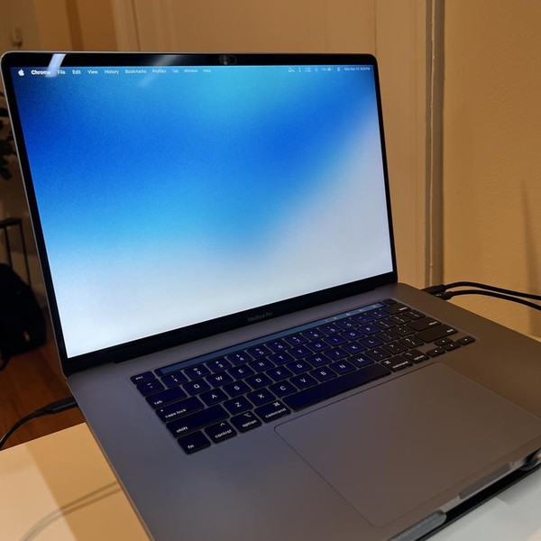 MacBook Pro 2019 - 16 inch - 512 GB, Gray, 16 GB, Intel Core i7