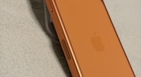 Mint
													Apple iPhone 17 Pro - Unlocked, Cosmic Orange, 256 GB, A3256, photo 5 of 10