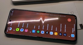 Mint
													Motorola Razr (2025) - Total by Verizon, Green, 256 GB, 8 GB, photo 3 of 9