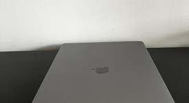 Good
													MacBook Pro 2017 (With Touch Bar) - 15" - I7, Gray, 1 TB, 16 GB, photo 3 of 7