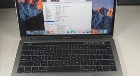 Good
													MacBook Pro 2016 (With Touch Bar) - 13" - Gray, 256 GB, 16 GB, photo 3 of 10