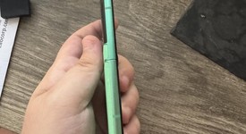 Mint
													Motorola Razr (2025) - Unlocked, Green, 256 GB, 8 GB, photo 3 of 5