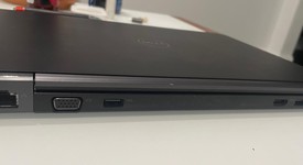 Mint
													Dell Latitude Laptop, photo 5 of 8