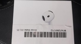 New
													Apple AirPods 4th Gen - Active Noise Cancellation, photo 4 of 5