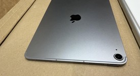 Mint
													Apple iPad Air 11" (M3) 2025 - Unlocked, Gray, 128 GB, A3267, photo 3 of 10