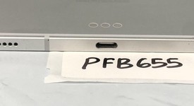 Good
													Apple iPad Pro 11" 2nd Gen 2020 - Unlocked, Silver, 128 GB, A2068, photo 3 of 8