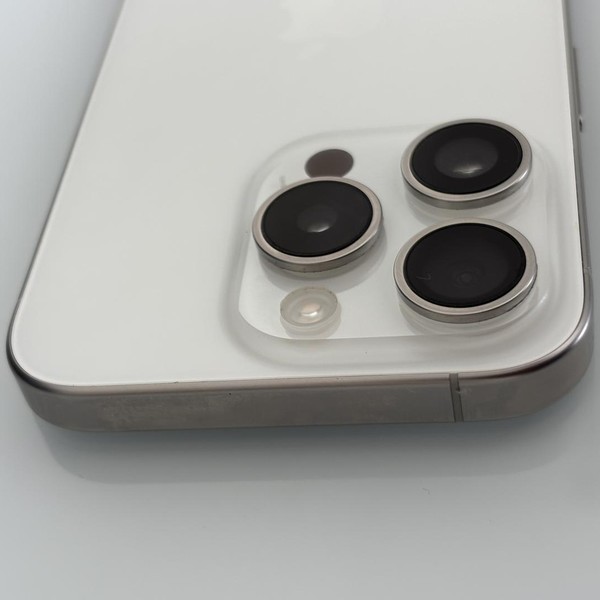 Apple iPhone 15 Pro - Unlocked, 256 GB, White, A2848