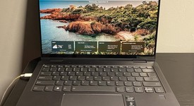 Good
													Lenovo Yoga Laptop, photo 1 of 9