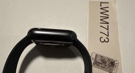 Fair
													Apple Watch Series 5 40mm - Unlocked, Gray, A2094 Cellular, Aluminum, photo 4 of 7