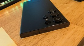 Fair
													Samsung Galaxy S23 Ultra - Unlocked, Black, 256 GB, 8 GB, SM-S918U1, photo 4 of 5