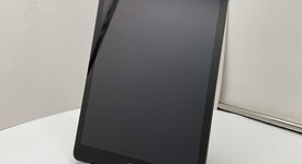 Fair
													Apple iPad 8th Gen - Unlocked, Gray, 32 GB, A2428, photo 2 of 9
