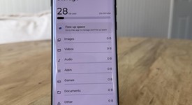 Mint
													Motorola Edge (2025) - Unlocked, 256 GB, photo 4 of 17