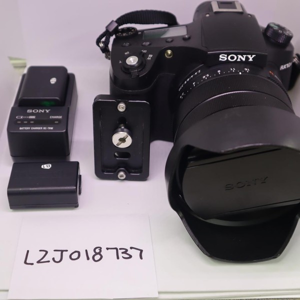 Sony Cyber-shot RX10 IV