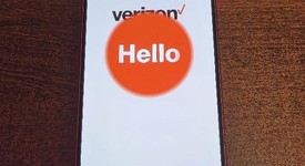 Good
													Samsung Galaxy S20 FE 5G - Verizon, Cloud Red, 128 GB, 6 GB, SM-G781V, photo 1 of 6