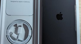 Mint
													Apple iPhone 11 - Unlocked, Black, 64 GB, A2111, photo 2 of 4