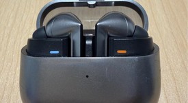 Used
													Samsung Galaxy Buds3 Pro - Silver, photo 1 of 6