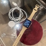 Good Apple Watch Series 3 38mm - Gold, A1858, Aluminum - GPS