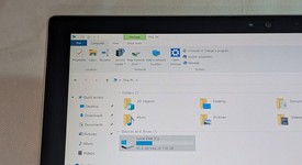 Good
													Microsoft Surface Pro 4 - 12.3 Inch - Wi-Fi, Silver, 128 GB, 4 GB, photo 3 of 8