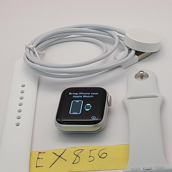 Apple Watch Series 6 40mm - Unlocked, Silver, A2293 - Cellular, Stainless Steel