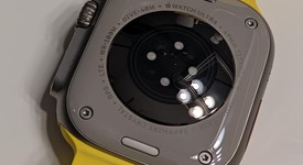 Mint
													Apple Watch Ultra 49mm - Unlocked, Titanium, A2622, photo 5 of 9