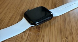 Mint
													Apple Watch Series 10 42mm - Unlocked, Slate, A3001 - Cellular, Titanium, photo 5 of 8