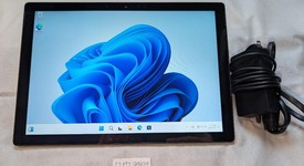 Good
													Microsoft Surface Pro 7 - I5, Black, 256 GB, 8 GB, photo 1 of 10