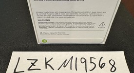 New
													Apple AirPods 4th Gen - Active Noise Cancellation, photo 1 of 3