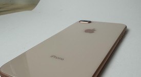 Mint
													Apple iPhone 8 Plus - Unlocked, Gold, 64 GB, A1864, photo 4 of 6