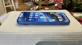 Mint
													Google Pixel 10 - Unlocked, Indigo, 128 GB, GLBW0, photo 2 of 14