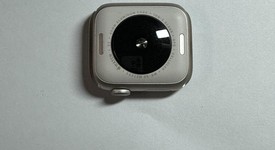 Mint
													Apple Watch SE 3rd Gen 40mm - Unlocked, Starlight, A3326 - Cellular, photo 6 of 6