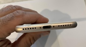 Good
													Apple iPhone 8 - Unlocked, Gold, 64 GB, A1905, GSM, photo 4 of 7