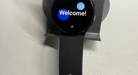 Mint
													Samsung Galaxy Watch4 - Unlocked, Black, 40mm, photo 1 of 6