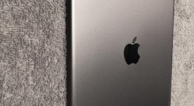 Mint
													Apple iPad 8th Gen - Wi-Fi, Gray, 128 GB, A2270, photo 3 of 6